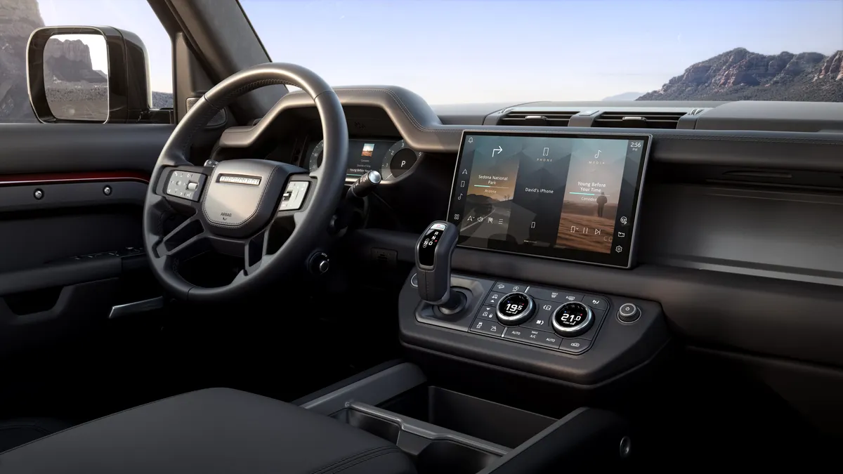 Defender PHEV și performanțele sale de conectare