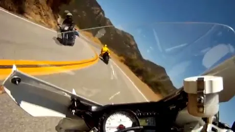 VIDEO: Accident filmat LIVE între două motociclete!