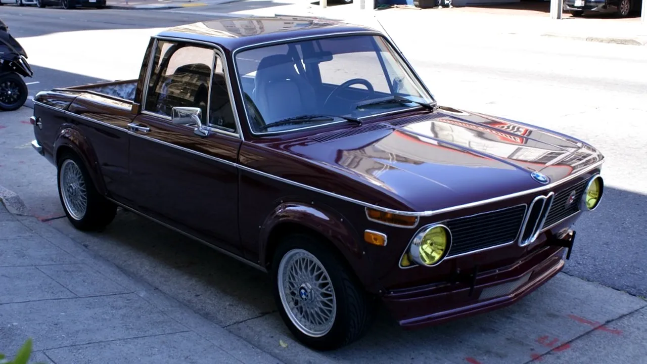 1-bmw-camino-front 