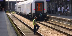 <span class='prepend'>Update |</span> Cu situația de la Metrorex deblocată, sindicaliștii CFR Călători anunță că trenurile de pasageri se pot opri. Miruță: Nu se vor opri trenurile