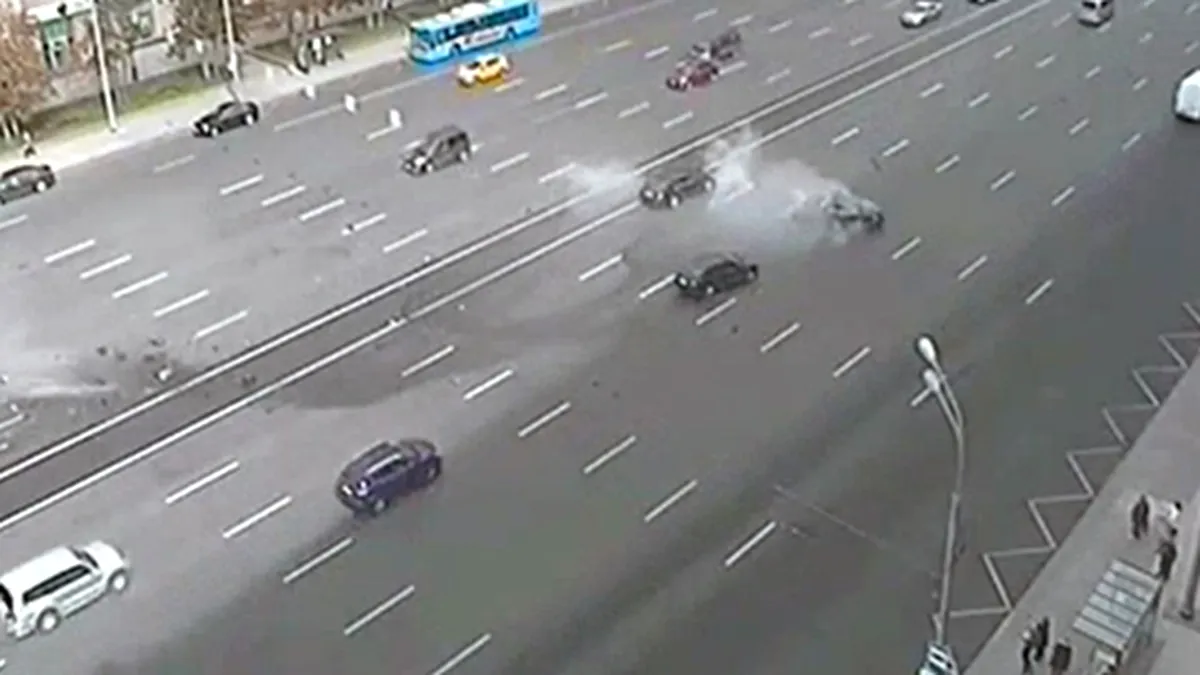 Limuzina lui Putin a fost implicată într-un accident grav. Şoferul preferat al preşedintelui rus a murit pe loc - VIDEO