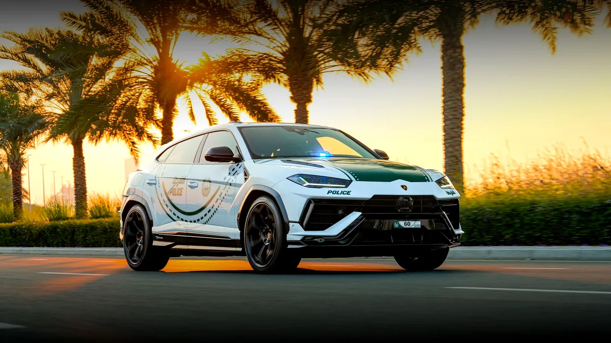 Flota poliției din Dubai se mărește. Forțele de ordine vor avea în dotare un nou Lamborghini Urus Performante