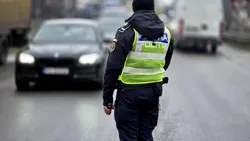 Guvern: Muncă în folosul comunității sau închisoare pentru șoferii care nu plătesc amenda rutieră