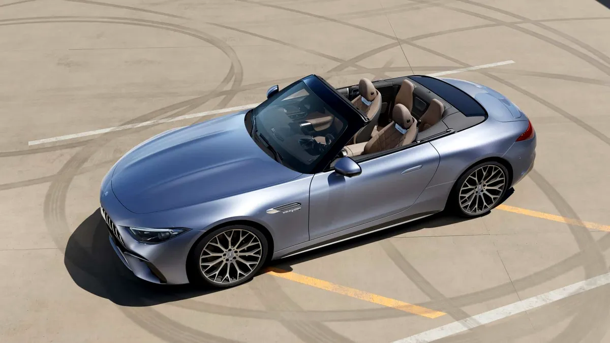 Mercedes-AMG SL primește un pachet special Manufaktur: culori noi la exterior și dotări de lux la interior