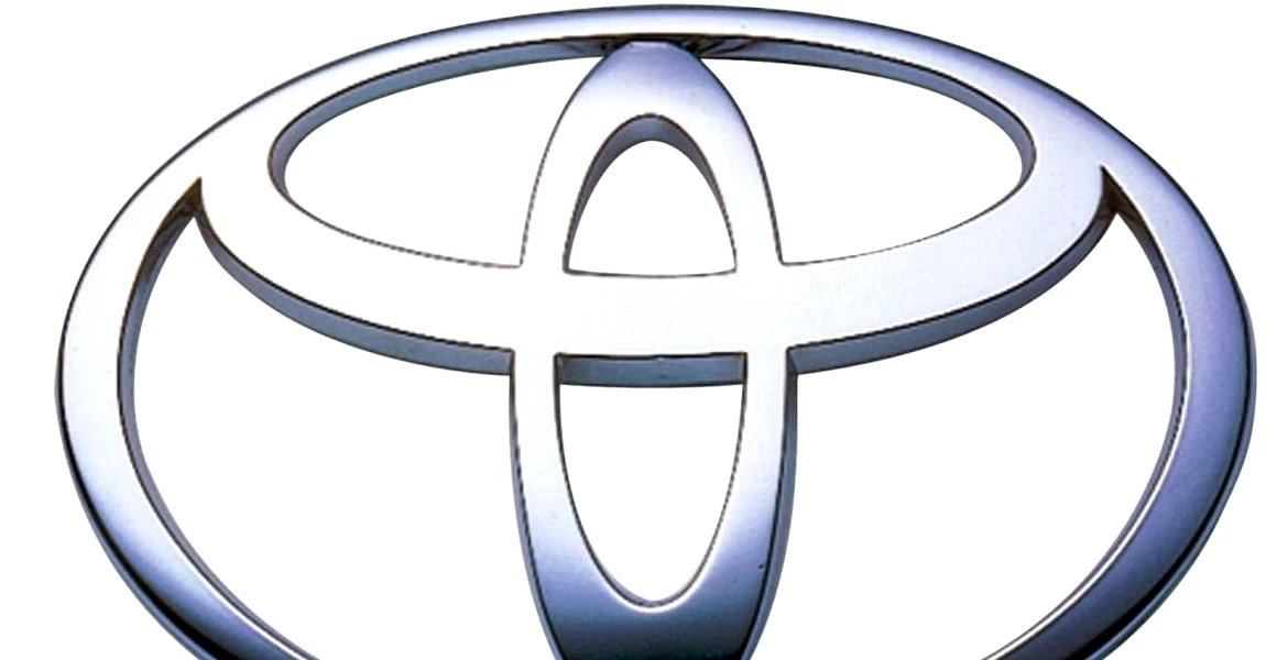 Toyota a devansat General Motors
