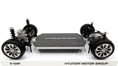 Hyundai prezintă prima sa platformă dedicată automobilelor Kia și Hyundai 100% electrice