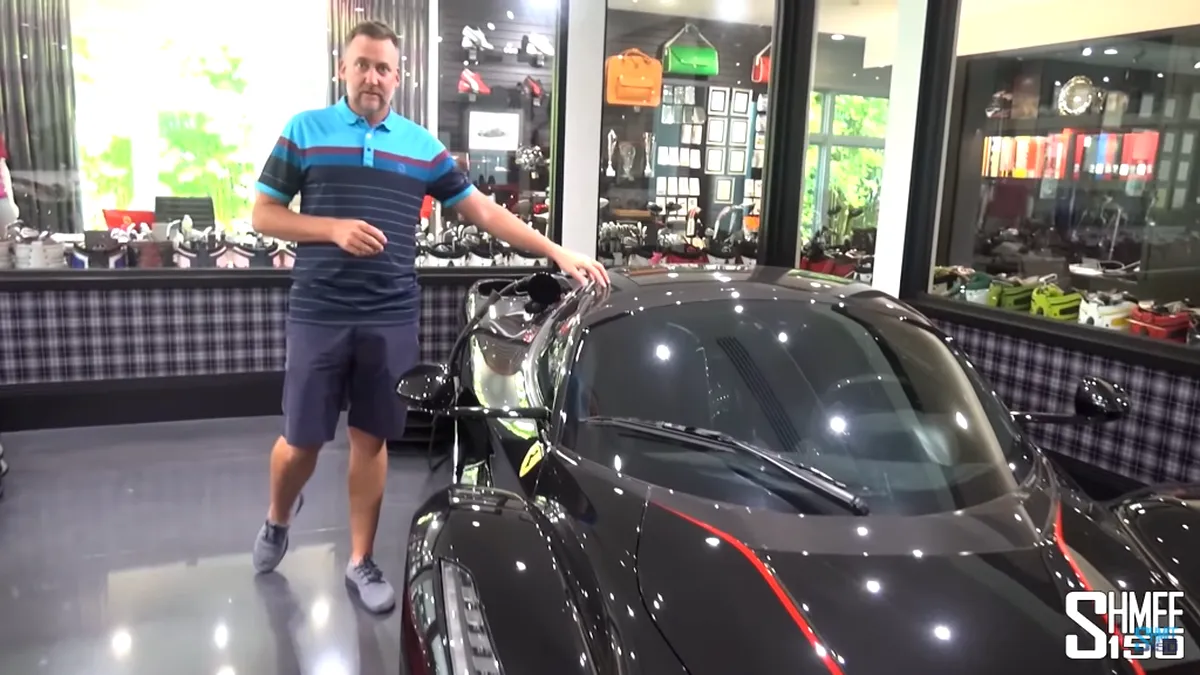 Un jucător de golf și-a luat la țintă propriul Ferrari de 2,2 mil. de dolari - VIDEO