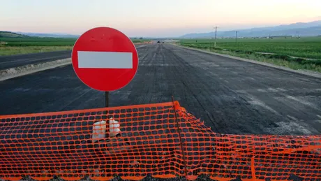 Contractul unui tronson din Drumul Expres Craiova - Pitești a fost reziliat. Deschiderea ar putea fi amânată