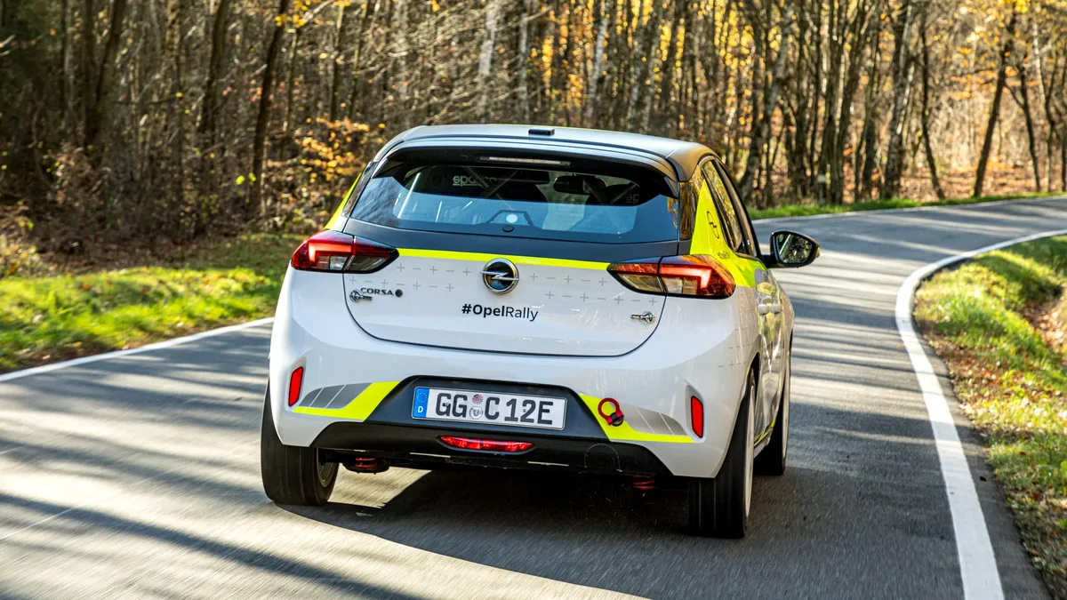 Opel Corsa-e Rally este primul autovehicul de raliuri complet electric - GALERIE FOTO