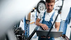 Motivele pentru care mașinile sunt respinse la ITP în 2026. Probleme banale care te afectează la inspecția tehnică