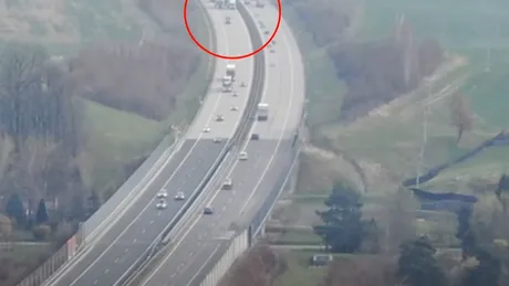 Cehia: Momentul în care o dronă de poliție „vânează” șoferii lenți - VIDEO