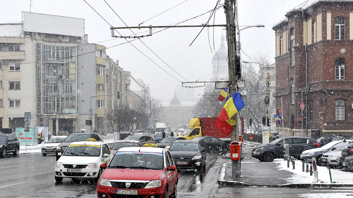 Prima stradă din România fi dotată cu sistem de depistare a maşinilor care trec pe roşu