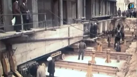 Cum s-a mutat pe roţi, din ordinul lui Ceauşescu, un bloc întreg - FOTO - VIDEO
