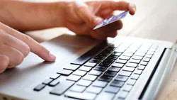 Lege nouă pentru înmatriculare și radiere auto: Înregistrarea se poate face exclusiv online