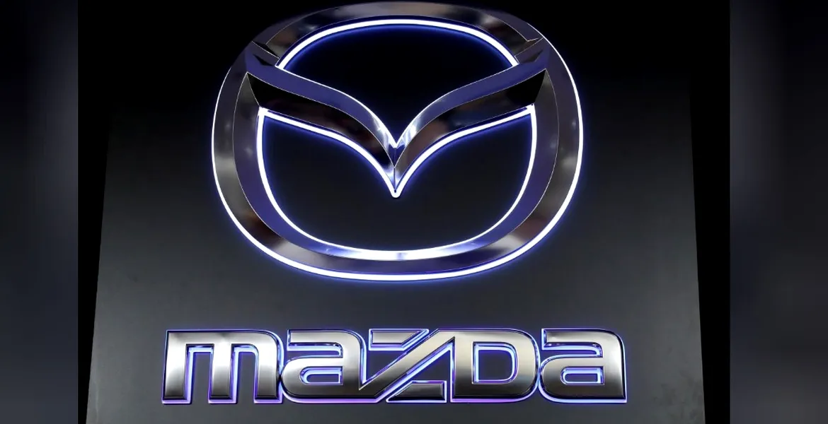 Mazda recheamă în service 640.000 de maşini