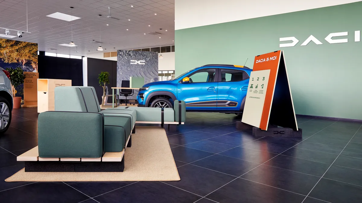 Showroom-urile din rețeaua comercială Dacia primesc un nou design