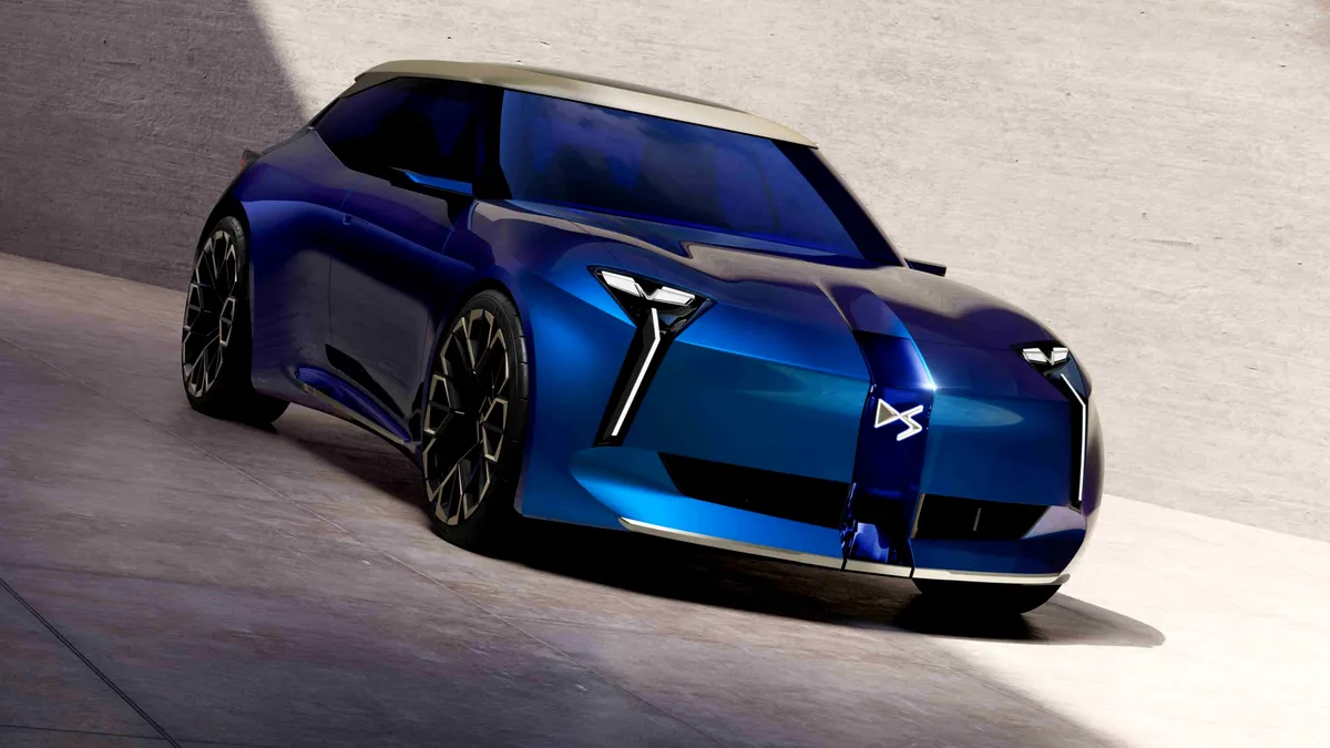 DS prezintă la Salonul Auto de la Paris conceptul DS F3VER, conceput ca un manifest al viitorului direcției mărcii franceze
