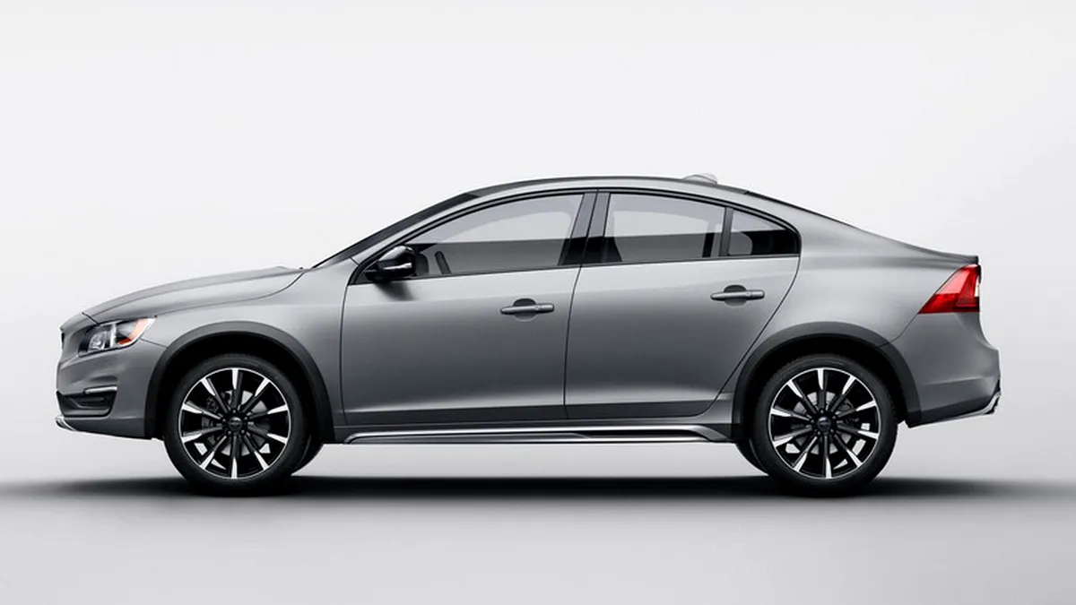 Volvo S60 Cross Country e o berlină crossover premium