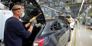Producția Ford Otosan de la Craiova este din nou în scădere. Modelul Puma înregistrează cea mai bună lună a sa din acest an