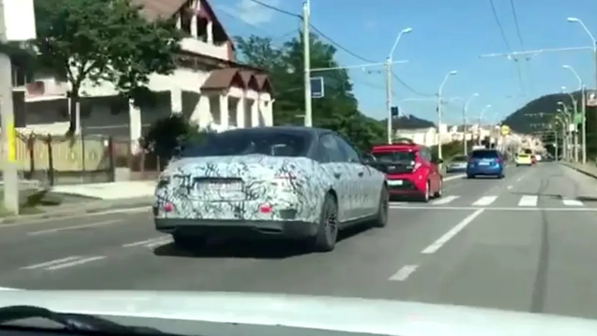 Mercedes-Benz Clasa S, testat pe drumurile din România. VIDEO