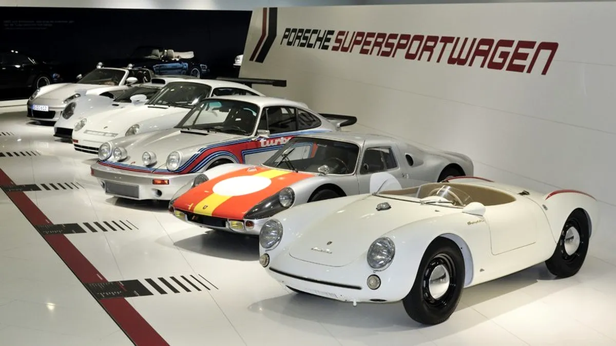 Muzeul Porsche sărbătoreşte 60 de ani de maşini super sport