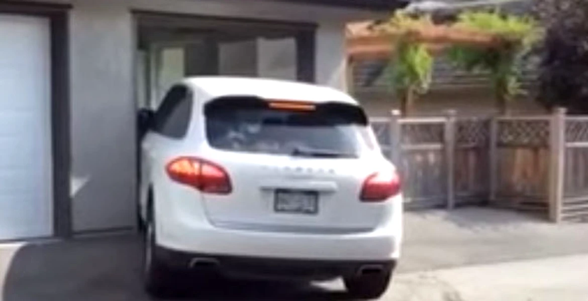 Cea mai dureroasă parcare a unui Porsche | VIDEO