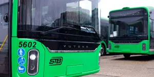 FOTO STB a recepționat 22 de troleibuze Yutong, primele din Europa. Ce specificații au noile troleibuze