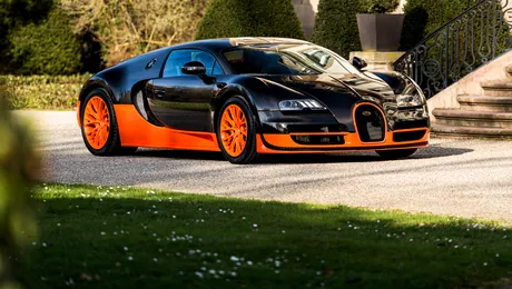 Foto | Bugatii restaurează modelul Veyron Super Sport care a stabilit recordul de cea mai rapidă mașină din lume. El a adunat peste 70.000 km la bord