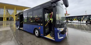 Video | Autobuz electric fără șofer, în teste pe aeroportul din Cluj Napoca