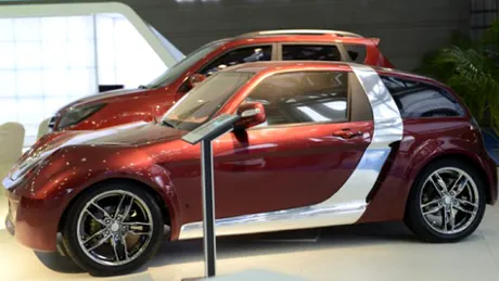 Chinezii nu se opresc din copiat: M72 EV seamănă leit cu Smart Roadster