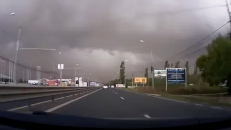 ANM lansează o avertizare cod roşu de vânt puternic cu aspect tornadic