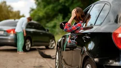 2026: Asigurare RCA chiar și cu 50% mai ieftină la firme din afara României. Dar e ceva ce ar trebui să știi despre riscuri