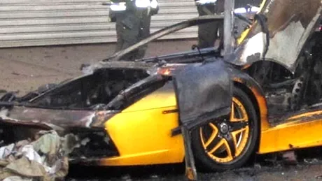 Încă un Lamborghini Murcielago distrus în incendiu