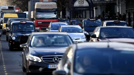 Taxa pe trei luni în Londra bate preţul multor maşini diesel SH