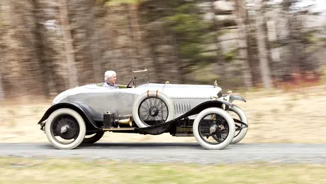 S-a vândut cel mai bătrân Bentley aflat în circulaţie!