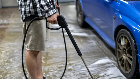 Greșeli frecvente la deschiderea unei spălătorii auto self-service și cum le eviți (P)