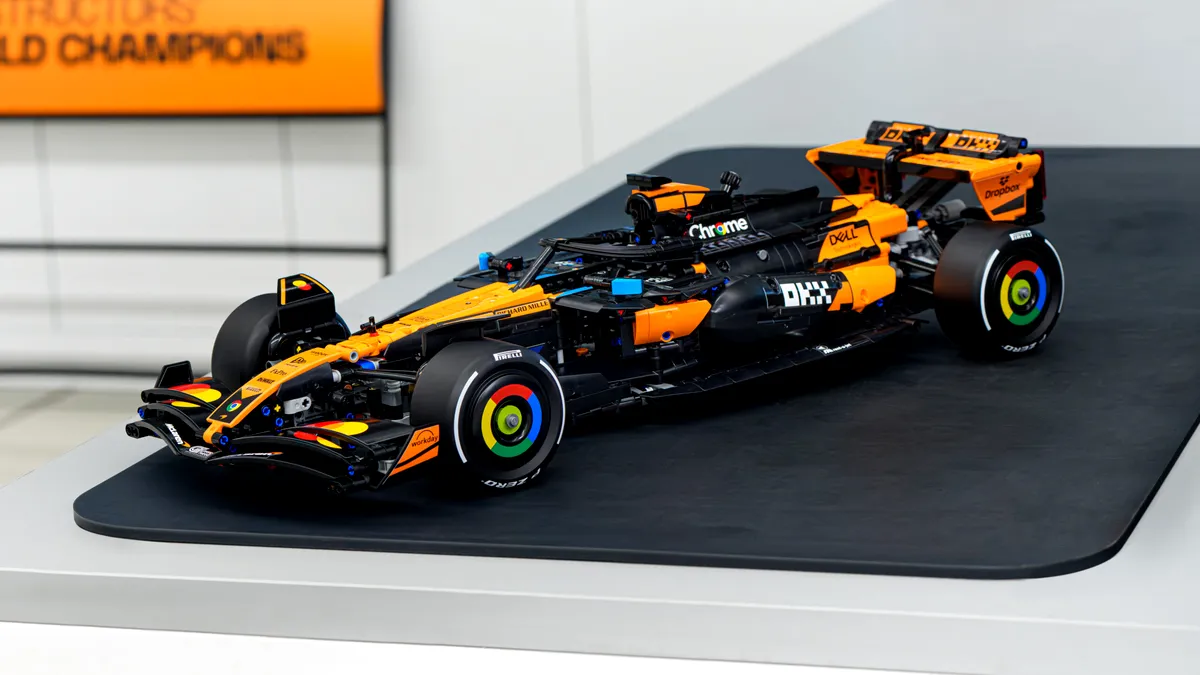 Foto | Campioana din Formula 1 din 2025, McLaren MCL39, are acum un echivalent LEGO. Cât va costa setul cu 1.700 de piese