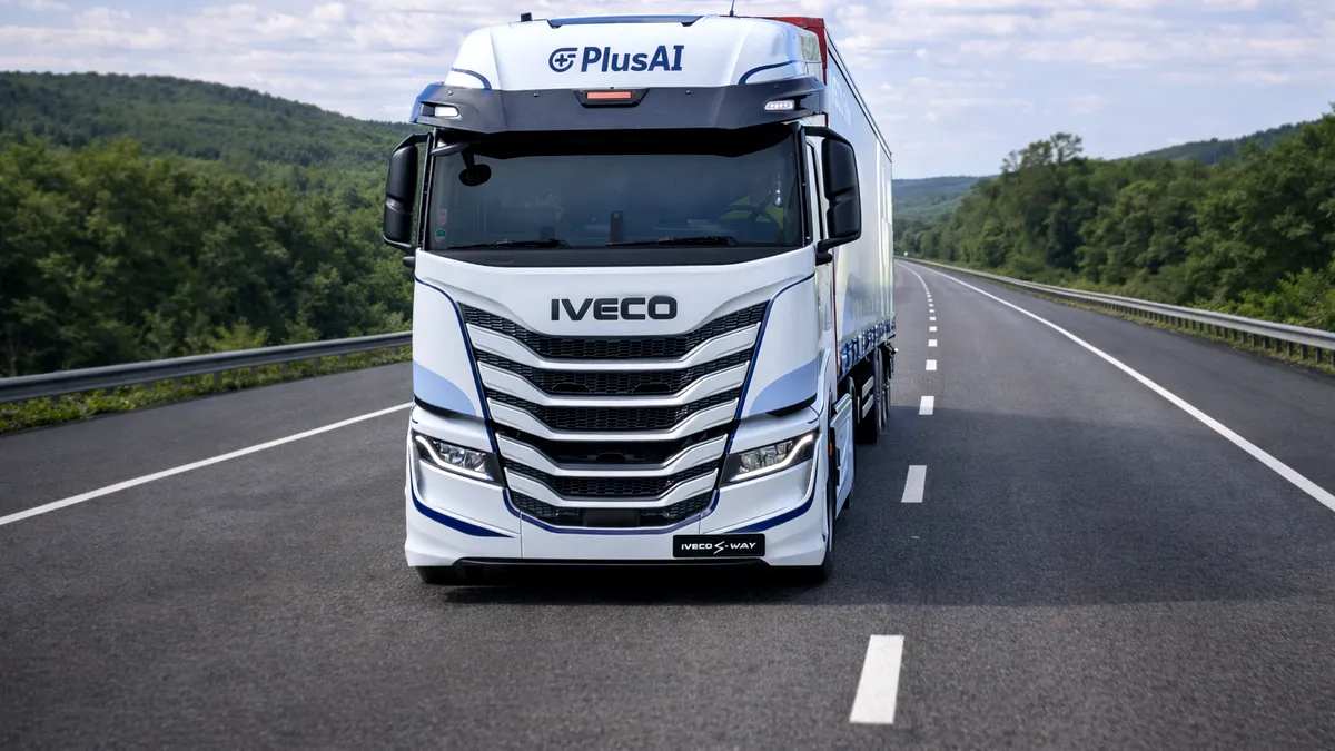 IVECO aduce camioanele autonome pe străzile Spaniei. Ele vor parcurge un drum de 300 de kilometri