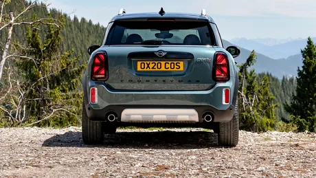 Noua generație MINI Countryman ar putea primi un sistem de propulsie plug-in hybrid de 322 CP