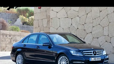 Primele imagini cu Mercedes C-Class facelift 2011