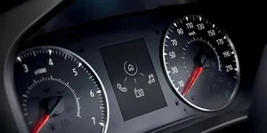 Cât de tare merg, de fapt, românii când închiriază un Logan? Top speed Dacia pe drumurile din România – VIDEO