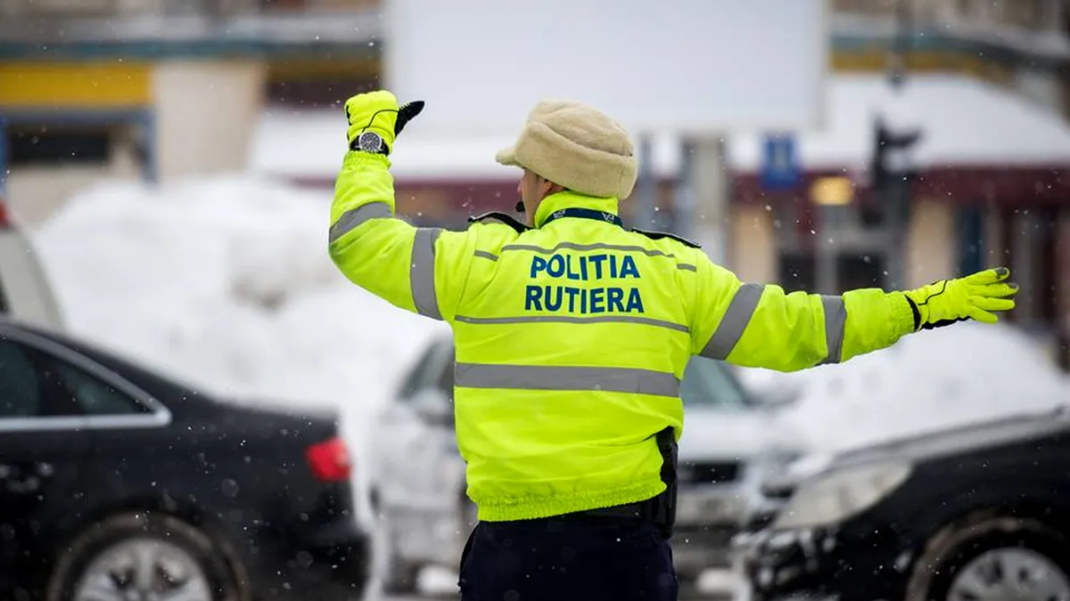 RAR-ul a ieșit la prins șoferi fără ITP. Cum arată mașina de poliție cu care se făceau verificările? VIDEO