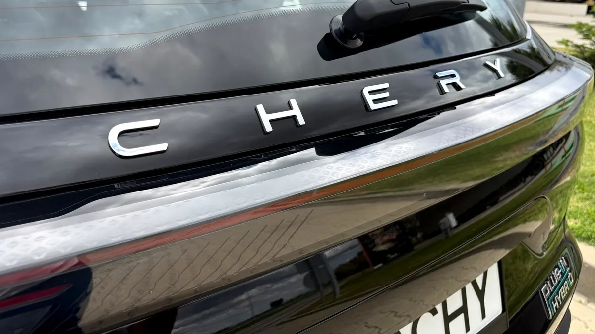 Chery prezintă Tiggo X7, un concept de SUV axat pe off-road. Când ar putea apărea pe șosele un posibil rival pentru Duster