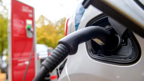Anul 2026 ar putea deveni cel mai bun pentru piața de mașini electrice în România. Top 10 cele mai înmatriculate EV-uri în iunie 2026 