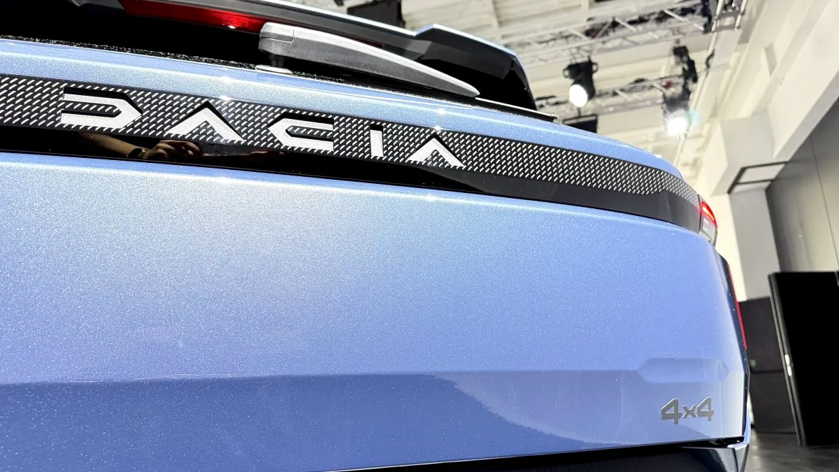 Video - Am văzut noua Dacia Striker 2026. Noul crossover sub 25.000 de euro care provoacă Skoda Octavia Combi și Volkswagen Golf Variant