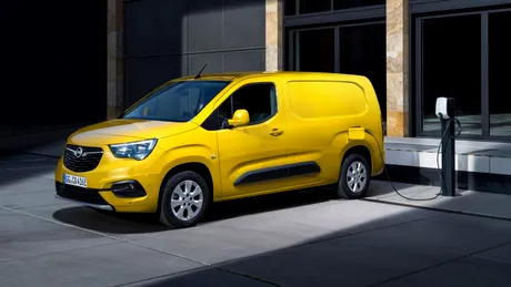 Opel Combo devine electric. Baterie de 50 kWh și o autonomie de 275 de km cu o singură încărcare