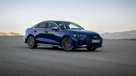 Audi S3 facelift debutează cu mai multă putere și câteva trucuri învățate de la RS 3