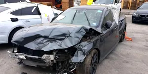 Mai mult de jumătate din mașinile second-hand din România prezintă daune, unele reparate ieftin