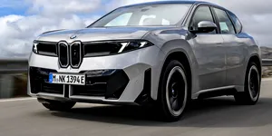 Poți sta de vorbă cu noul SUV de la BMW, ca și când ar fi un om. Iar mașina chiar va înțelege