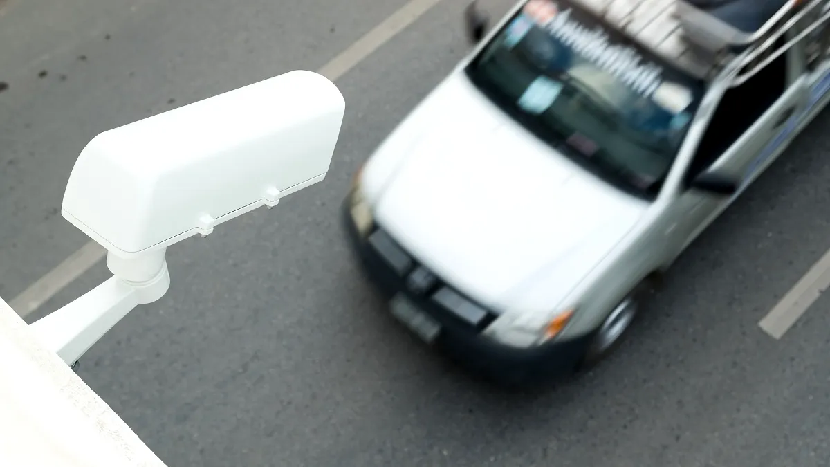 Harta oficială a drumurilor pe care se vor monta 400 de radare fixe. Anunțul făcut de CNAIR